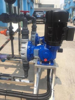 不帶桶加藥設備