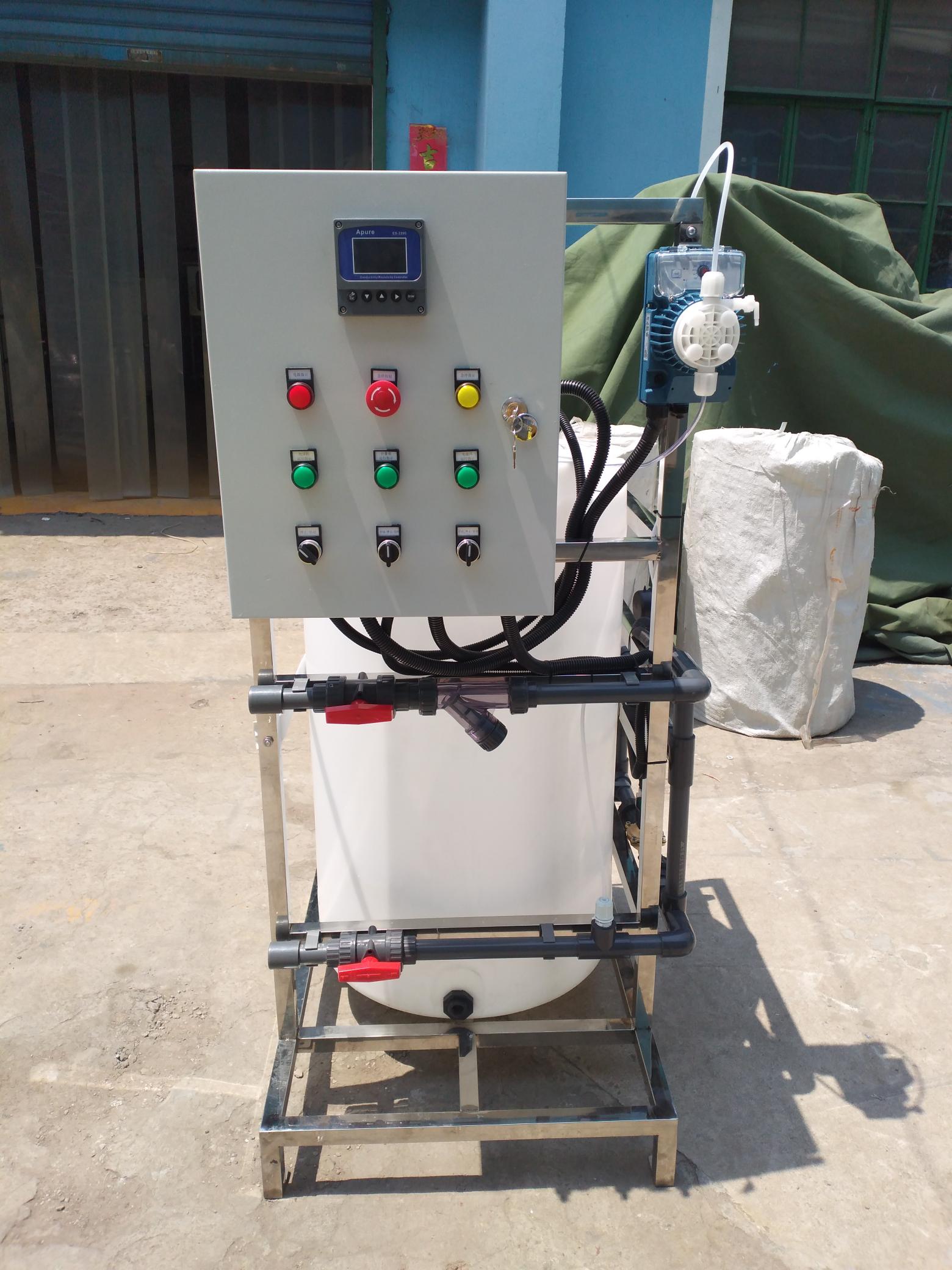 加藥裝置，污水處理裝置