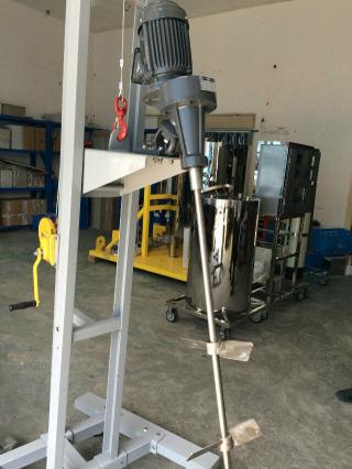 C型液體攪拌機，可移動攪拌機