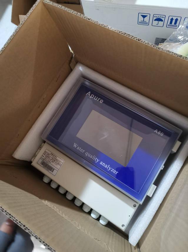 APURE,掛式多參數(shù)水質(zhì)分析儀A80,時監(jiān)測濁度 / 余氯 /PH/ 溫度 /ORP 五參數(shù)，可擴(kuò)展電導(dǎo)率 /TDS/ 溶解氧 / COD/ 氨氮等，支持 6 通